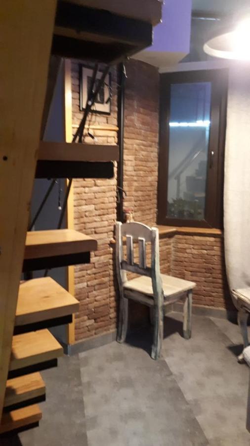 Aquarium Apartamento Tbilisi Exterior foto