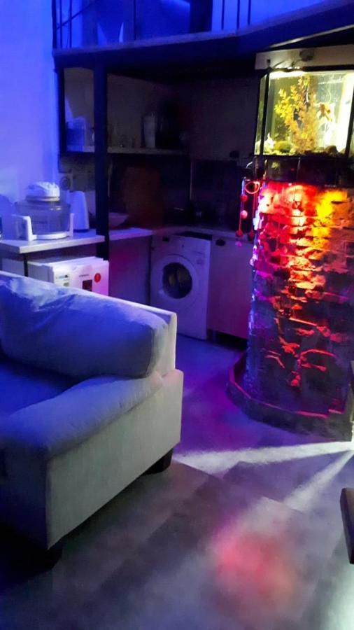 Aquarium Apartamento Tbilisi Exterior foto